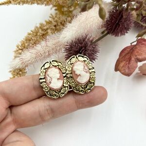 Vintage Gold Metal Filigree Peach Cameo Stud Clip on Earrings Ornate Victorian